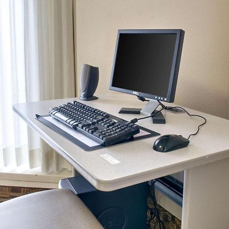 Americas Best Value Inn 萨莱纳 外观 照片