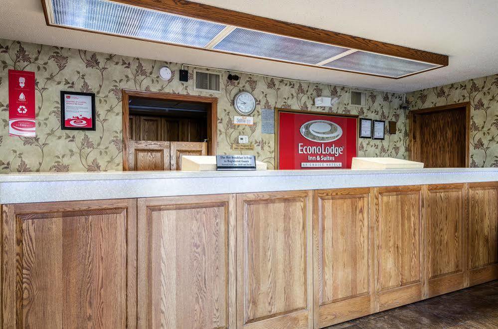 Americas Best Value Inn 萨莱纳 外观 照片