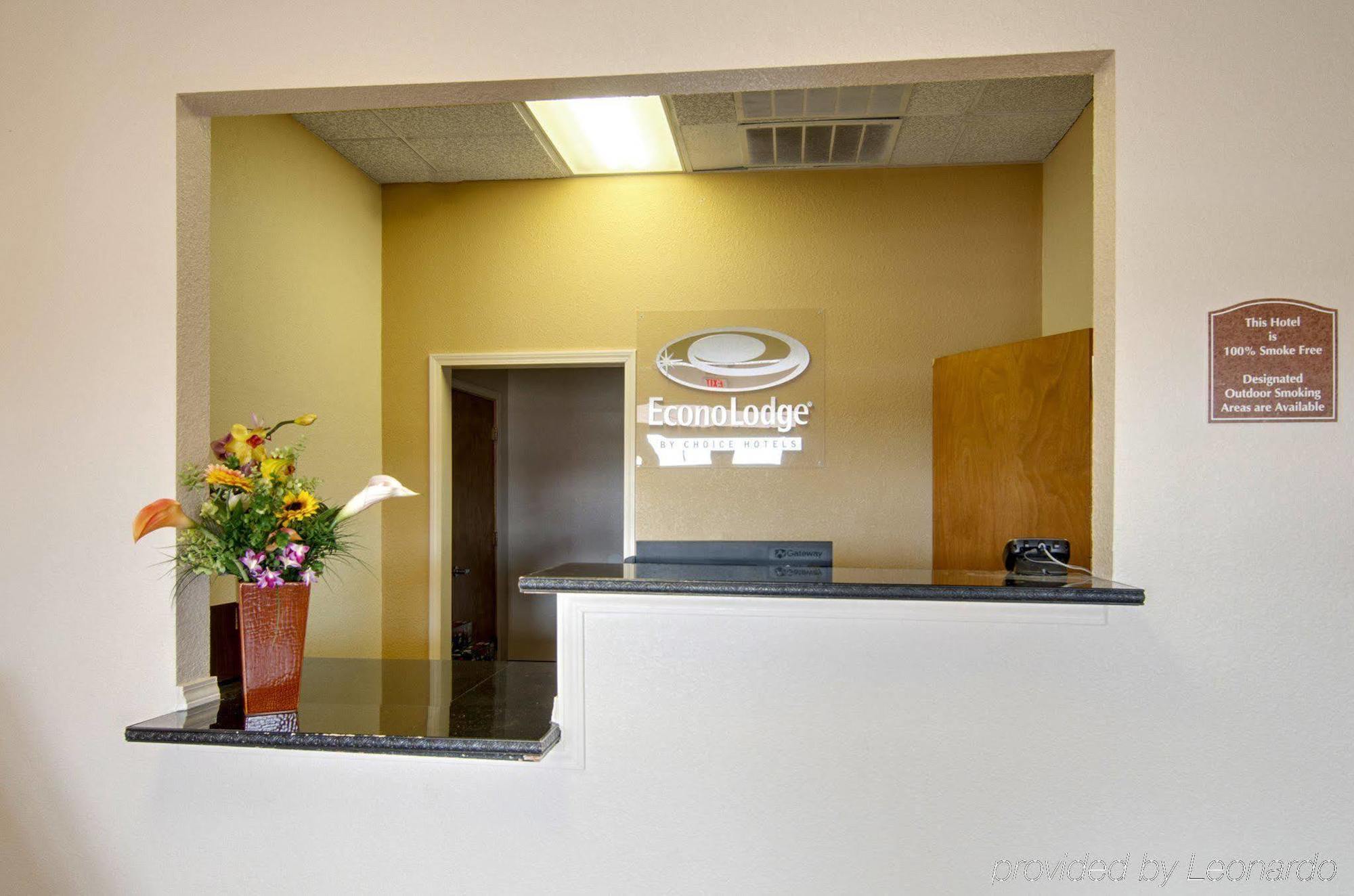 Americas Best Value Inn 萨莱纳 外观 照片