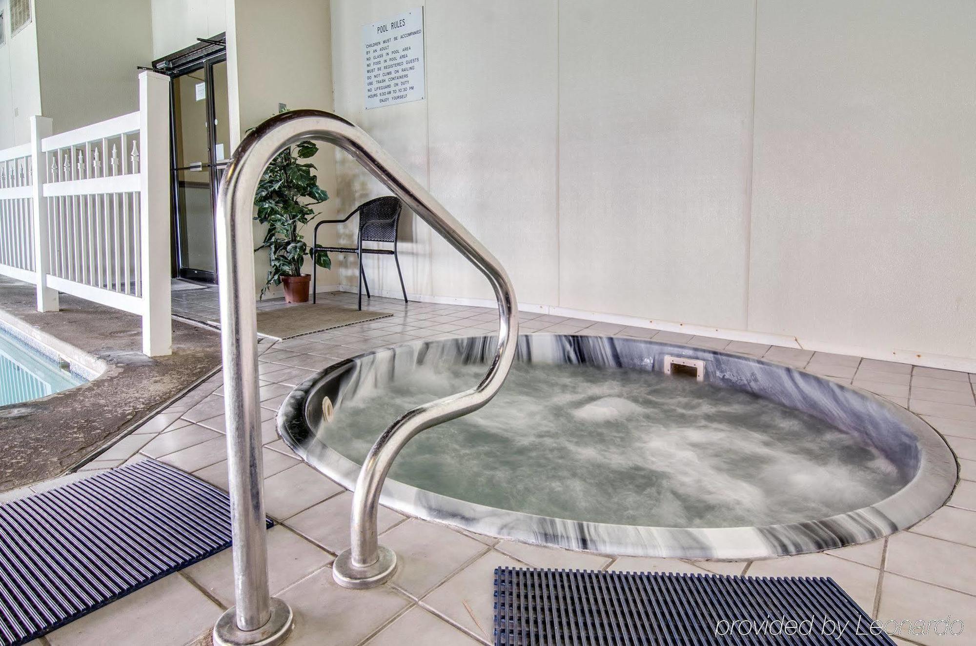 Americas Best Value Inn 萨莱纳 外观 照片