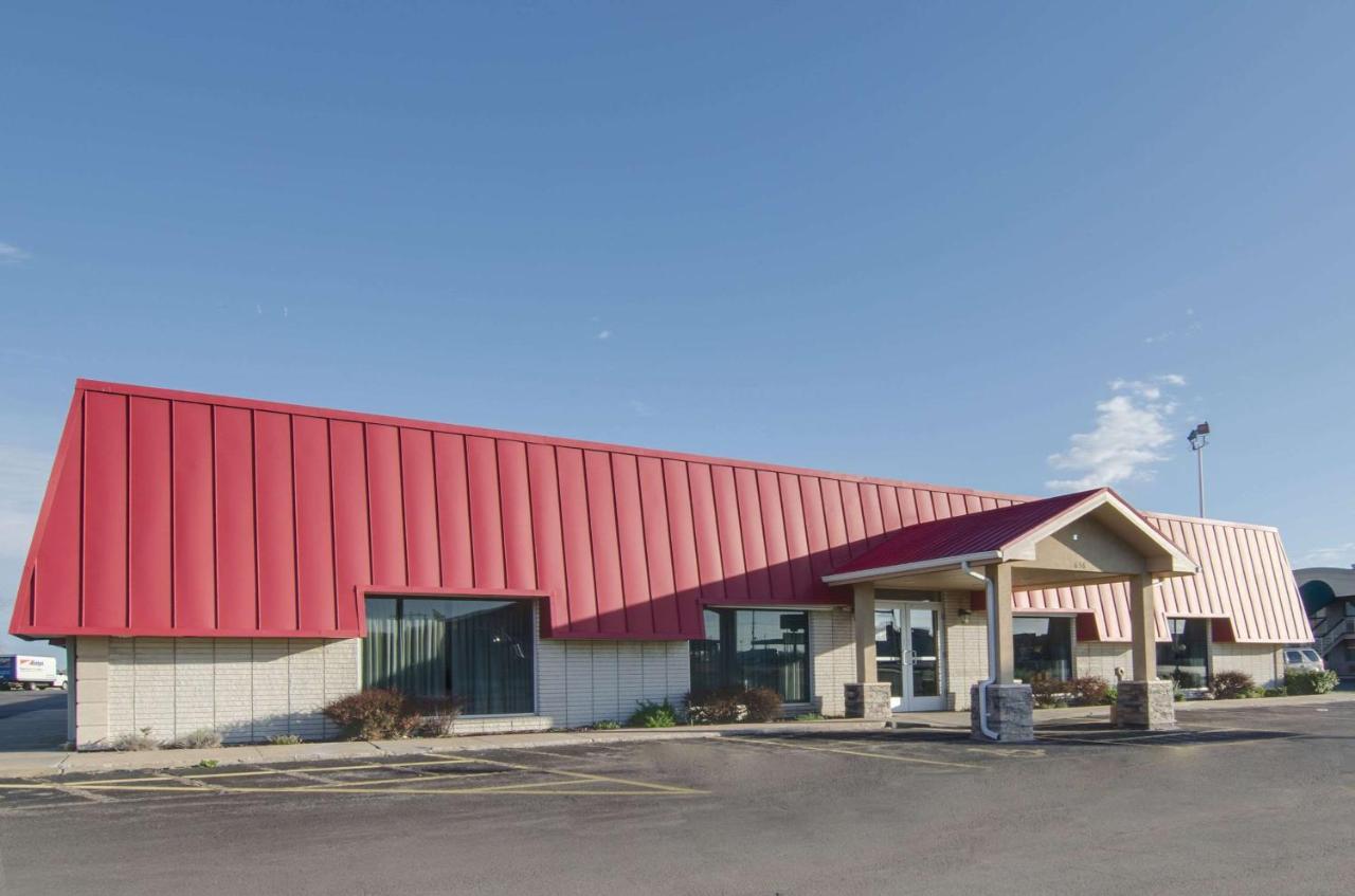 Americas Best Value Inn 萨莱纳 外观 照片